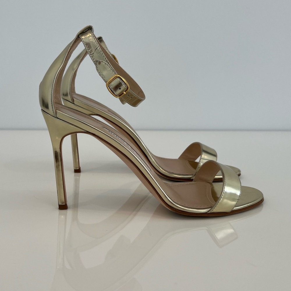 MANOLO BLAHNIK GOLD METALLIC LEATHER SANDALS SIZE IT 37.5 / US 7.5